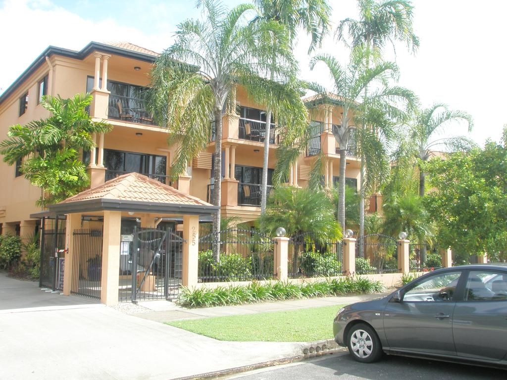 CAIRNS CENTRAL PLAZA APARTMENTS